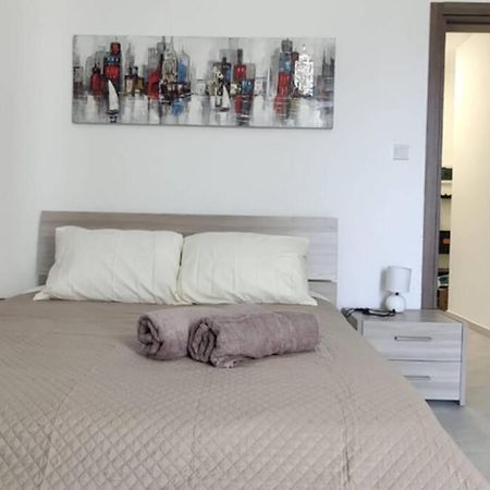 Brand New 3 Bedroom Apartment Close To The Sea Gzira Eksteriør billede